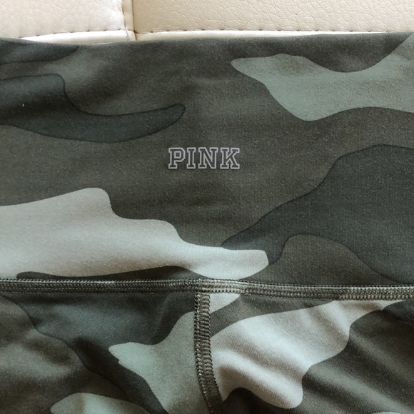 PINK Victoria Secret Camo Leggings - Picture 3 of 4